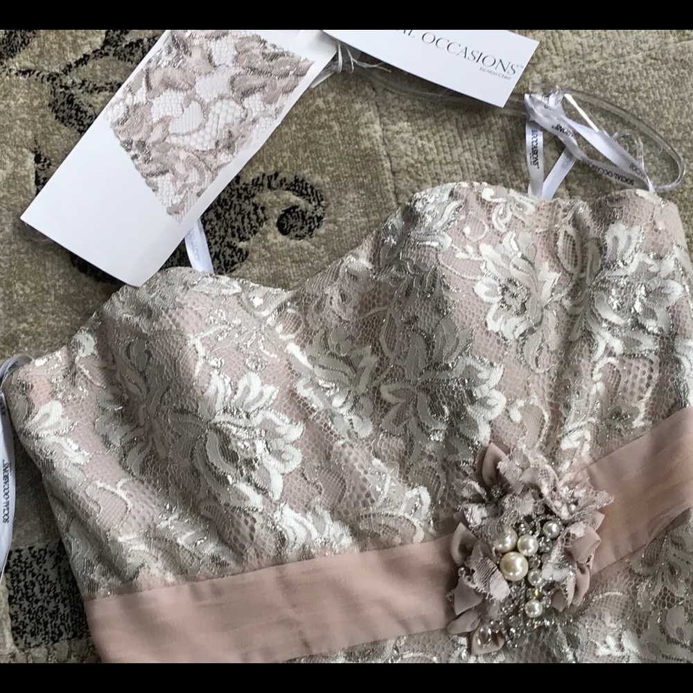 Ladies mother of the bride dress - Picture 3 of 6